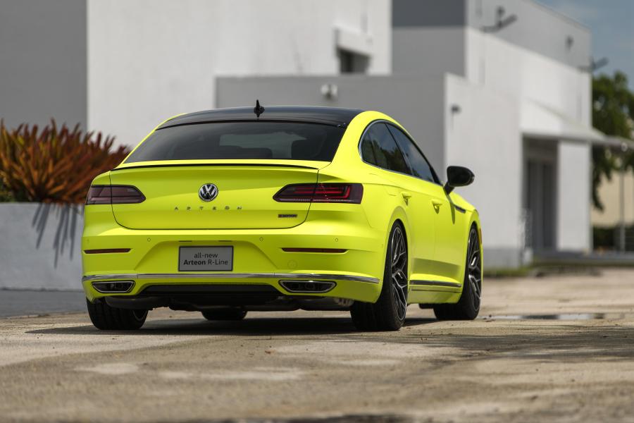  Volkswagen Arteon R-Line Highlight Concept 2018 года  (фото 4 из 10)